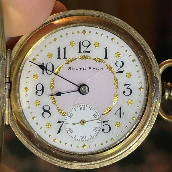 1911 South Bend Watch Grade 110 Fancy dial with subtle pink hue