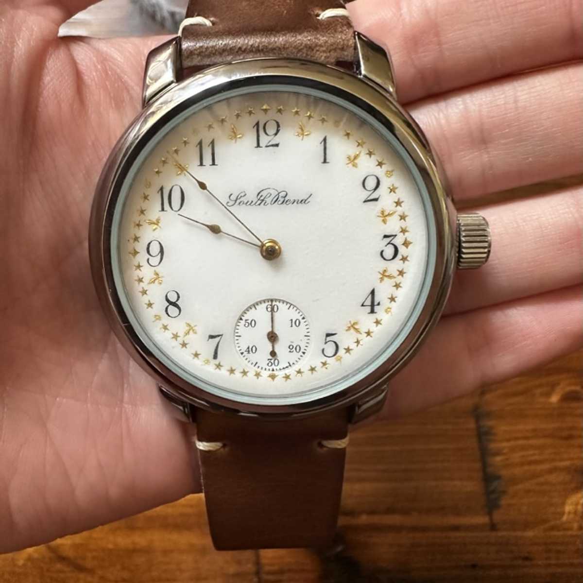 1910 South Bend Watch Grade 204 Gorgeous fancy dial with unique gold details